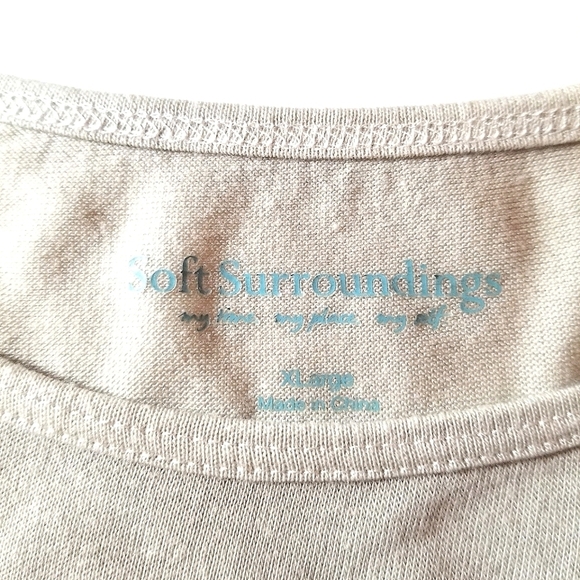 Soft Surroundings Tank and Overlay - Picture 4 of 4